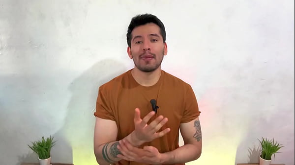 El ayudante del albañil vergon me rellena de leche el culo en el dia de mi cumpleaños! Relato sexual