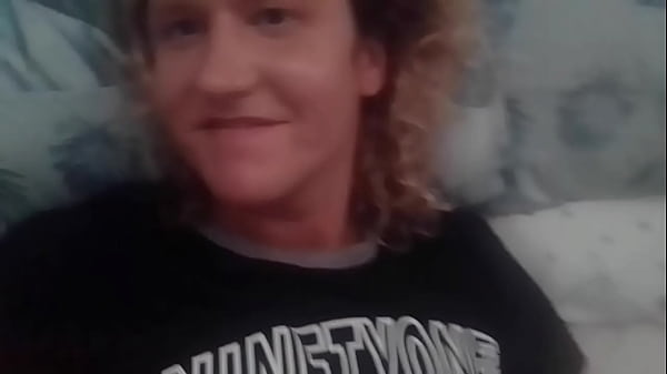 Gay Aussie twink wants daddy’s load in boypussy