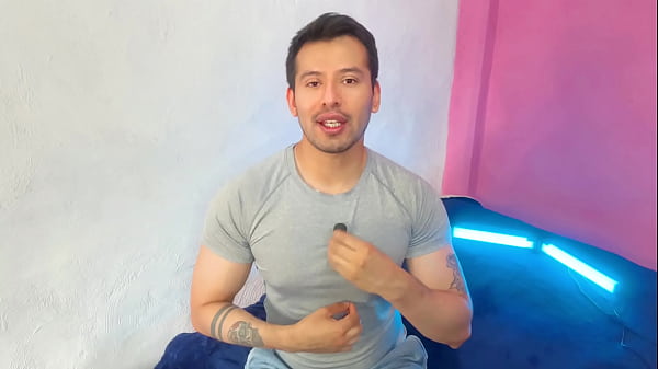 Ranchero se folla a pelo joven twink citadino en los corrales del rancho! Relato sexual